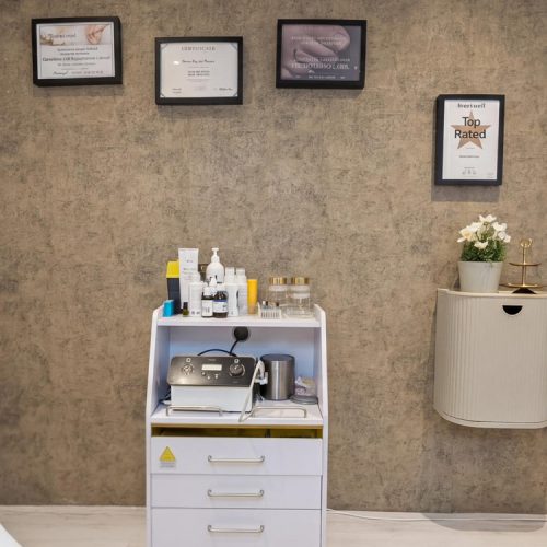 Beauty By Reev - Salon